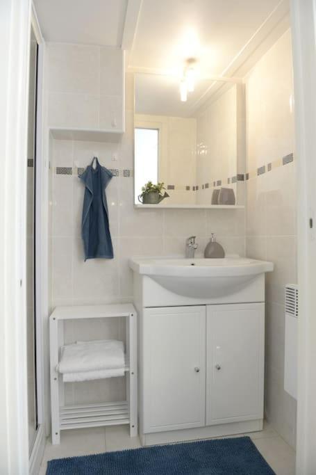 니스 Duplex Central Close Beaches And Shops And Balcony 아파트 외부 사진